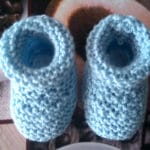 BABYSCHUHE GESTRICKT IN HIMMELBLAU KAUFEN